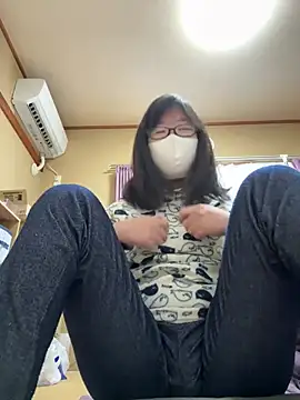 nana ayu4696 online show from March 1, 10:45 pm