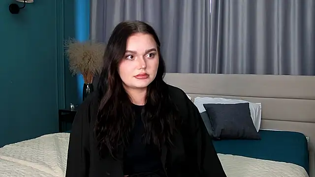 Sweet Ink Muse online show from March 2, 2:03 am