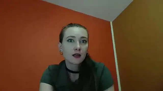 Snapshot of AnisaHotBody chatting on February 20, 2:39 pm AnisaHotBody online show from February 20, 2:39 pm