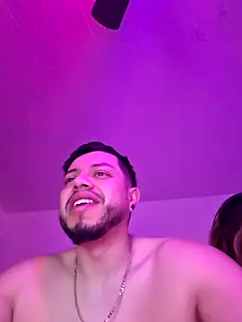 Daddyymamii online show from March 1, 6:43 pm