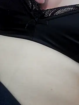 Snapshot of Halyken chatting on February 23, 6:00 am Halyken online show from February 23, 6:00 am