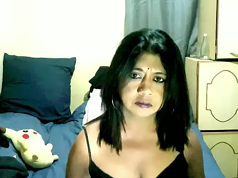 Snapshot of IndianPleasures21 chatting on May 2, 5:56 am IndianPleasures21 online show from May 2, 5:56 am
