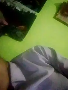 wifedesi7050 online show from March 23, 5:39 pm