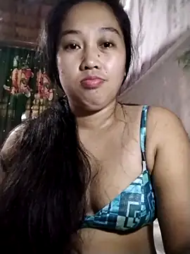 Snapshot of Radiant_smile chatting on April 18, 3:10 am Radiant smile online show from April 18, 3:10 am