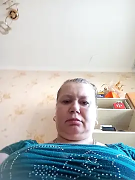 KiraStanton online show from April 10, 6:40 am