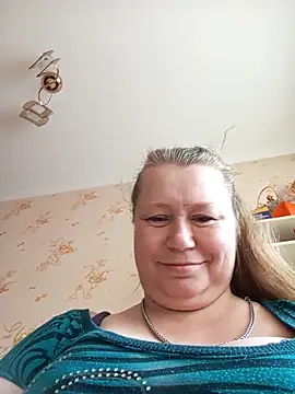 KiraStanton online show from April 16, 12:28 pm