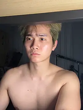 Snapshot of A-Markk chatting on March 1, 2:41 pm A-Markk online show from March 1, 2:41 pm