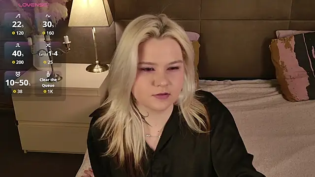 Ivy Marlowe online show from April 12, 9:14 am