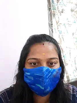 Snapshot of Shaliniqueen chatting on June 10, 10:03 am Shaliniqueen online show from June 10, 10:03 am