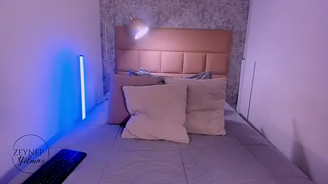 ZeynepYilmaz online show from April 6, 9:16 pm