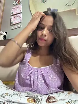 Snapshot of its_anuuu chatting on February 20, 5:13 pm its anuuu online show from February 20, 5:13 pm