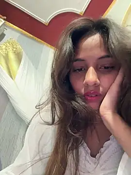 Snapshot of its_anuuu chatting on February 26, 8:35 am its anuuu online show from February 26, 8:35 am