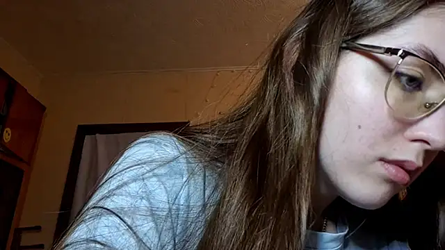 Katelemon online show from March 18, 2:20 pm