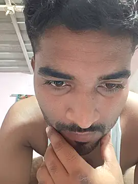 Snapshot of Fantasy_King_3939 chatting on July 6, 1:41 pm Fantasy King 3939 online show from July 6, 1:41 pm