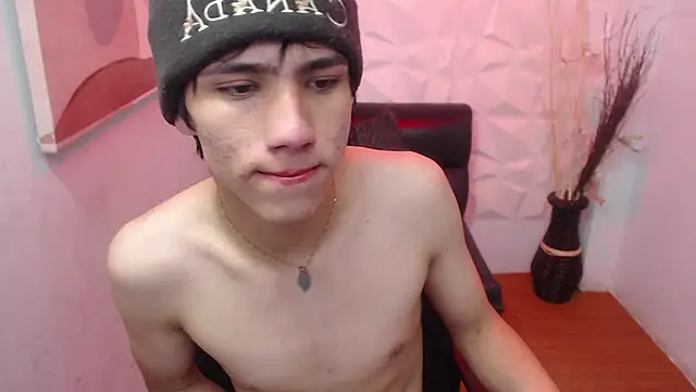 Stich 23 online show from March 9, 2:21 pm