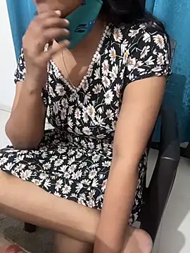 Queenlipx online show from February 22, 3:21 pm