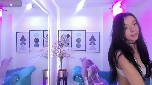 Chloe meoww online show from August 1, 11:42 am