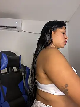 Kittyoficiall online show from February 26, 6:29 pm