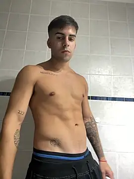 Snapshot of federico3223 chatting on February 26, 11:04 pm federico3223 online show from February 26, 11:04 pm