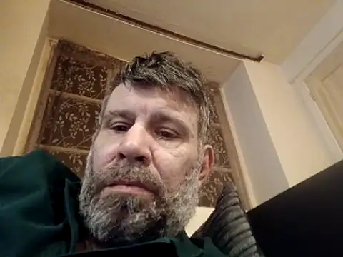 stud2512 online show from March 29, 9:48 pm