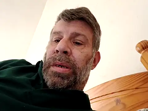 stud2512 online show from April 12, 9:03 am