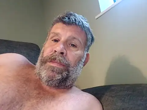 stud2512 online show from June 1, 7:15 pm