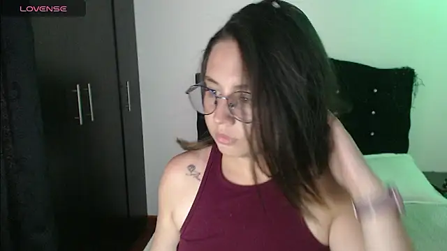 Ana  arms online show from March 25, 3:51 pm