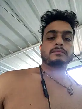 Snapshot of anurag5893 chatting on April 8, 3:39 am anurag5893 online show from April 8, 3:39 am