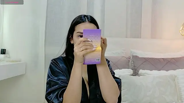 malak haddad online show from March 10, 11:43 pm