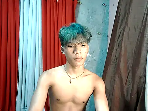 Snapshot of Nick_cummer12 chatting on March 24, 9:14 am Nick cummer12 online show from March 24, 9:14 am