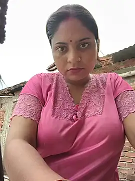 Snapshot of Aanushaka chatting on June 27, 1:54 am Aanushaka online show from June 27, 1:54 am