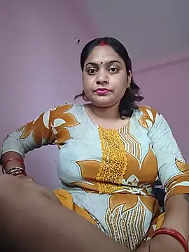Snapshot of Aanushaka chatting on June 30, 1:39 am Aanushaka online show from June 30, 1:39 am