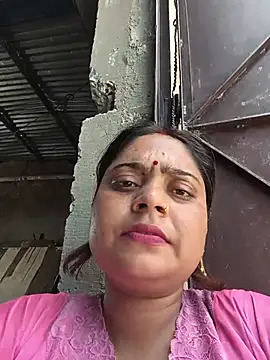 Snapshot of Aanushaka chatting on July 2, 8:09 am Aanushaka online show from July 2, 8:09 am