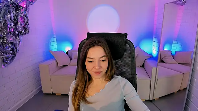 Snapshot of DianaAvis chatting on March 1, 9:22 am DianaAvis online show from March 1, 9:22 am