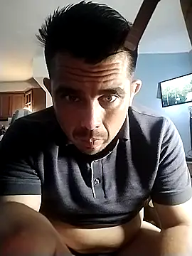 Snapshot of manuel4200 chatting on March 5, 12:23 pm manuel4200 online show from March 5, 12:23 pm