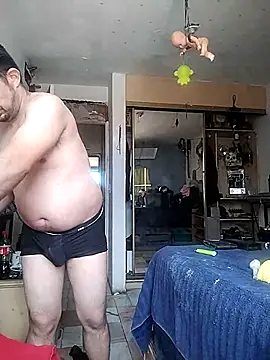 manuel4200 online show from April 30, 9:30 pm