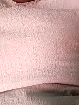 Snapshot of Angel_lsra1 chatting on March 1, 5:42 am Angel lsra1 online show from March 1, 5:42 am