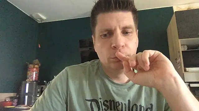 Minmoi1984 online show from March 3, 12:33 pm