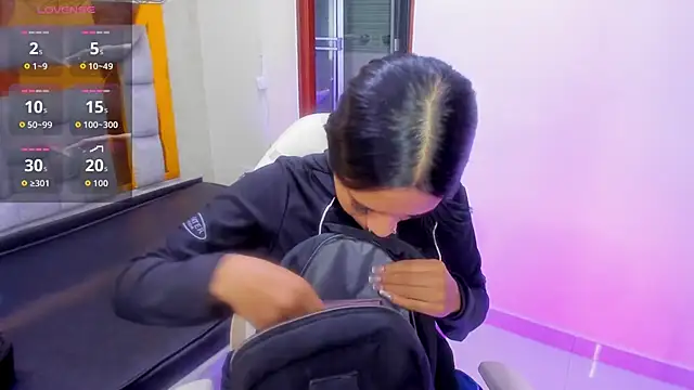 miiaboss  online show from April 2, 11:08 am