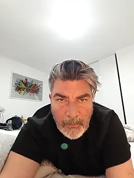 Snapshot of eruzam59000 chatting on February 24, 7:34 pm eruzam59000 online show from February 24, 7:34 pm