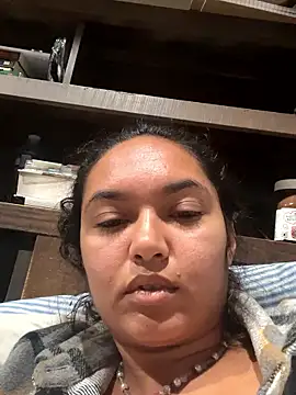 Snapshot of QueenNefertiti chatting on February 23, 9:17 am QueenNefertiti online show from February 23, 9:17 am