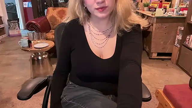 Snapshot of chatonxxx chatting on March 3, 7:20 pm chatonxxx online show from March 3, 7:20 pm