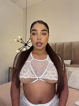 Snapshot of AnnyVega__ chatting on July 25, 10:07 pm AnnyVega online show from July 25, 10:07 pm