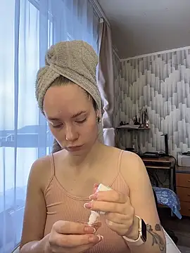 DivaAurum online show from March 16, 7:34 am