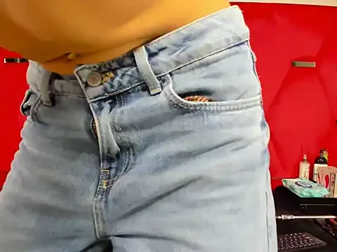 Alicee Grey online show from April 9, 2:44 pm