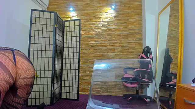 MiaNoirr online show from February 27, 8:31 pm