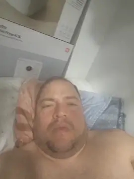 elcaste69 online show from March 23, 4:55 pm