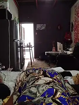 Cocolisiouss online show from April 2, 1:20 pm