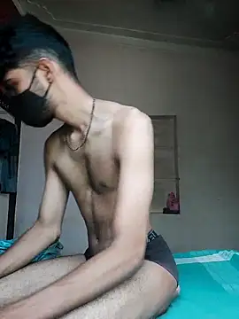 NikhilN247913 online show from March 19, 8:29 am