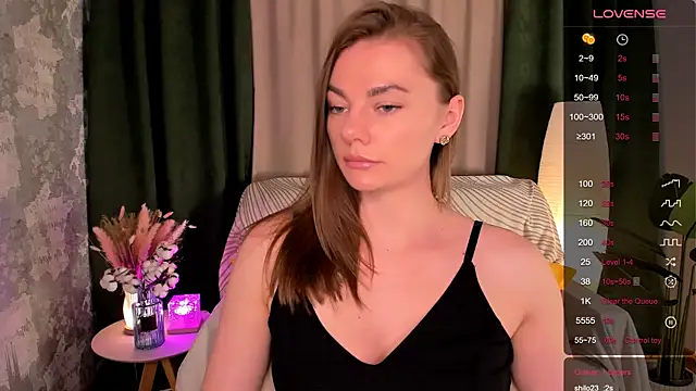 ParisJackson online show from April 4, 8:12 am